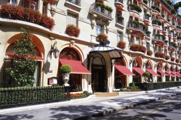 Hôtel Le Plaza Athénée Hotel Paris 75008